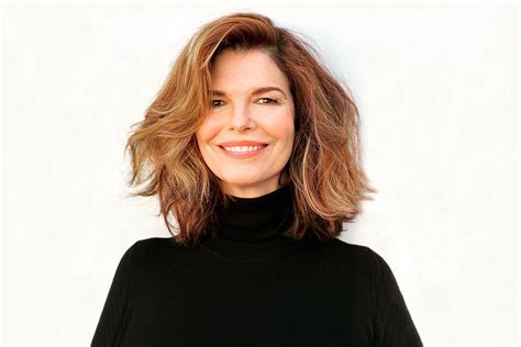 24 Astonishing Facts About Jeanne Tripplehorn